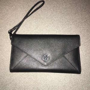 Tory burch wallet/clutch/wristlet